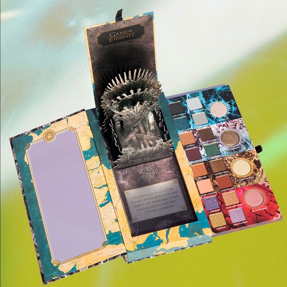 Urban Decay Other - Urban Decay Game of Thrones Eyeshadow Palette